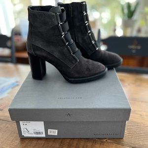 Aquatalia Ilisa suede booties- grey